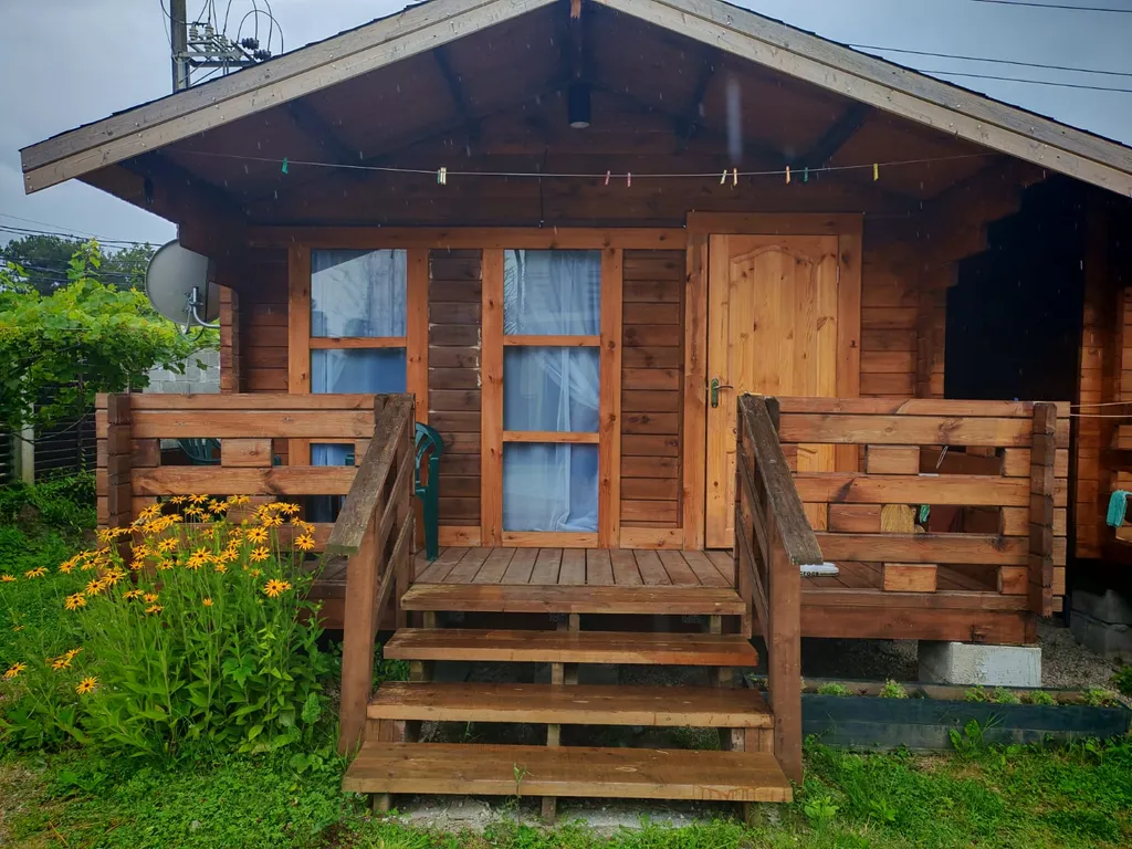 Коттедж Гостевой домик в прибрежной полосе — Пицунда