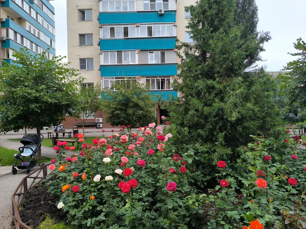 Квартира Современная квартира в центре с видом на горы — Алматы