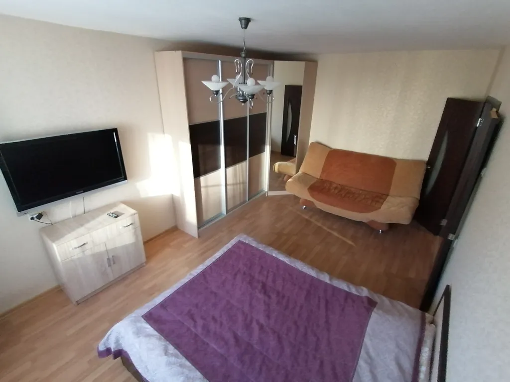 Просторная квартира напротив ТЦ Евролэнд