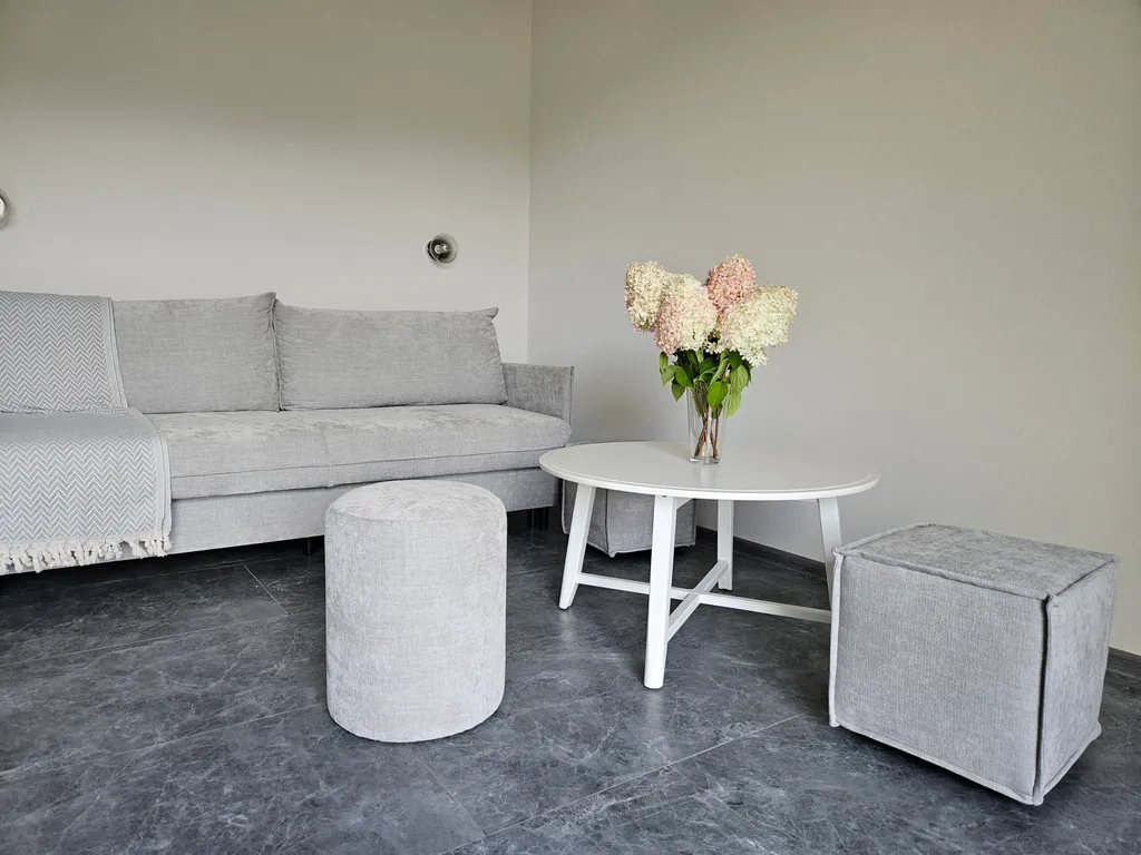 Дом, баня, чан, отапливаемая беседка