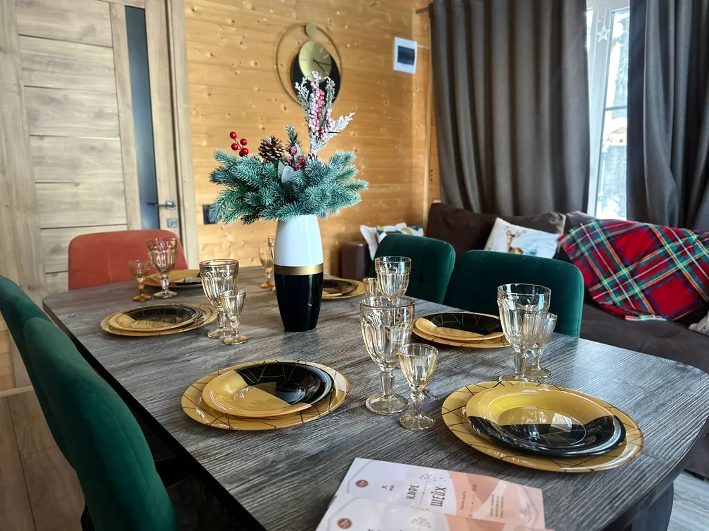 Шале 2 с видом на горы и лес