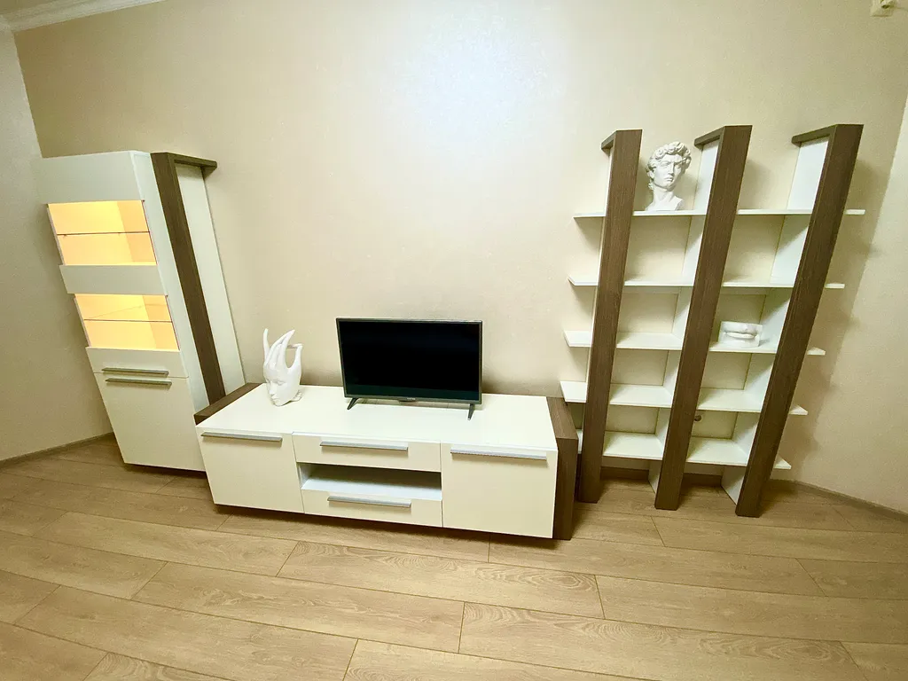 Уютная трёшка возле областной больницы