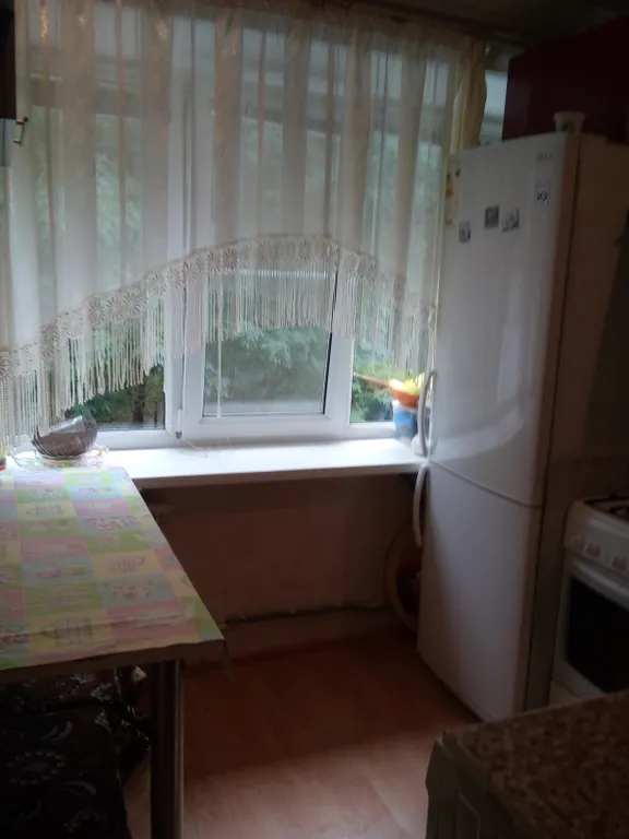 Дом возле леса, 5 этаж, окна в горы, птицы и воздух