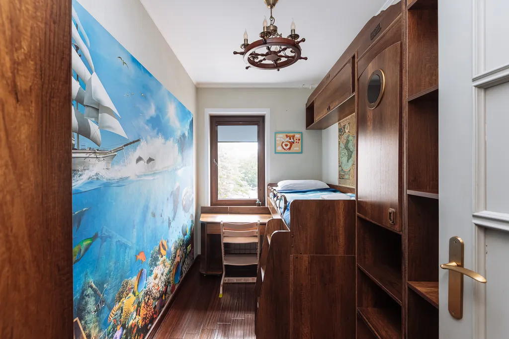 Квартира 3-комнатная Квартира — Калининград