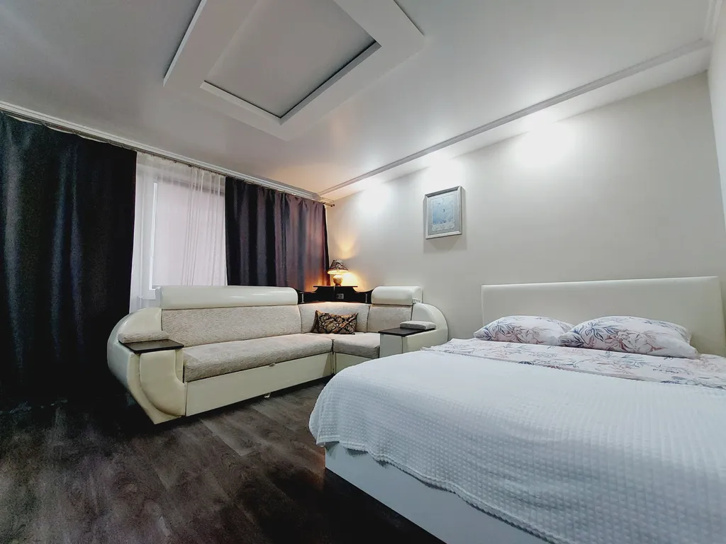 Квартира Отличная тёплая квартира — Омск