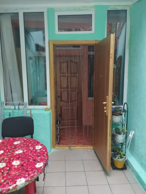 Коттедж Двухкомнатная в частном доме, рядом с морем и недалеко от центра — Ялта