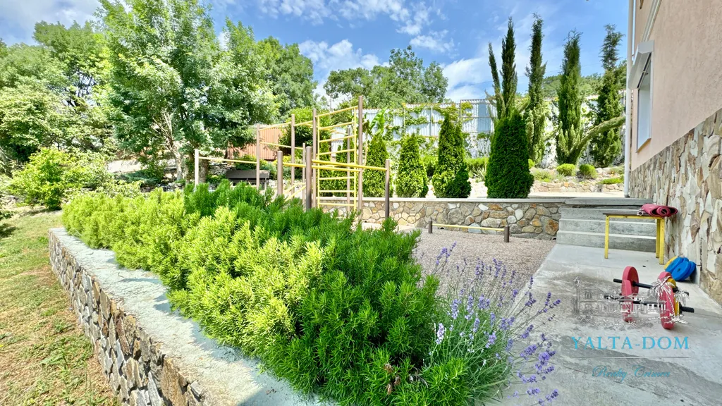 Дом в тихом и прекрасном месте Лавровое