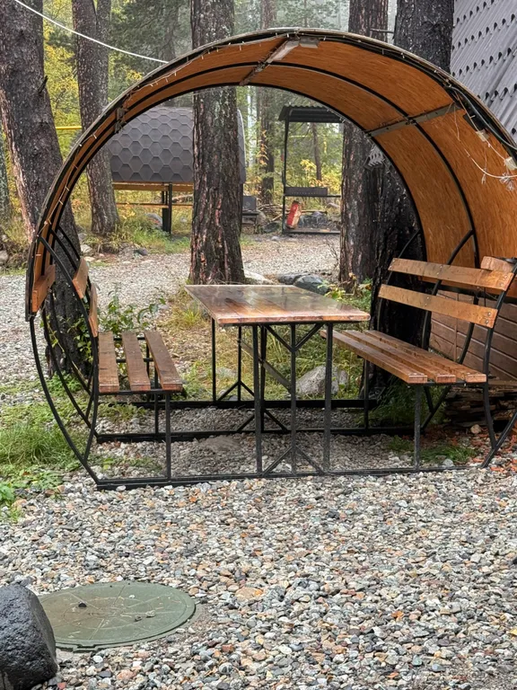 Malkar house с видом на гору Чегет