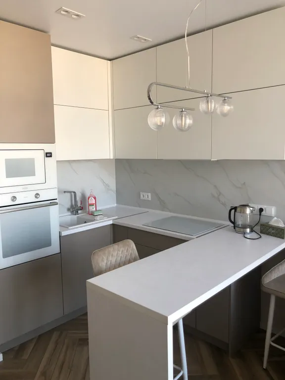 Отличная квартира рядом с Мариинским театром — аренда посуточно в Владивосток