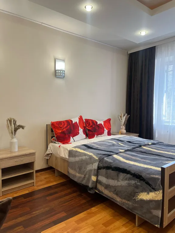 Яркая евродвушка в тихом центре