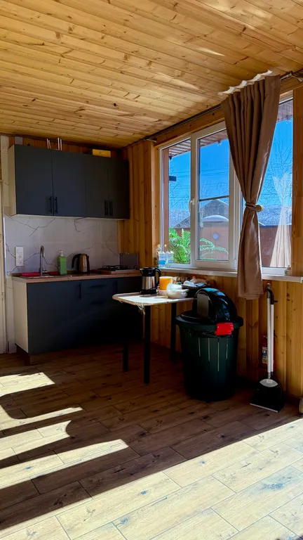 Дом с бассейном и баней