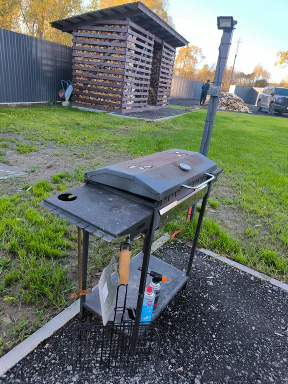 Современный коттедж в пригороде с баней и горячим чаном