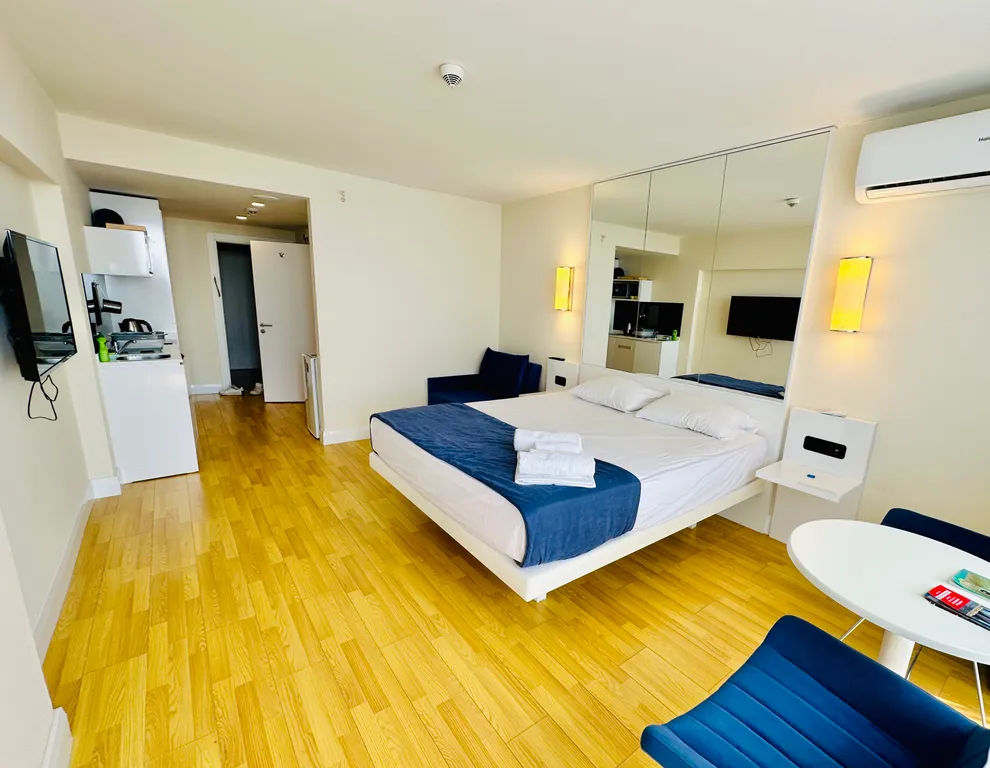 Личный пентхаус с видом на закат в Орби Сити