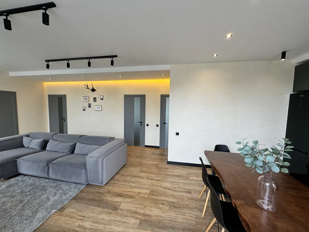 "Охта Адвент" 82м. Люкс у курорта