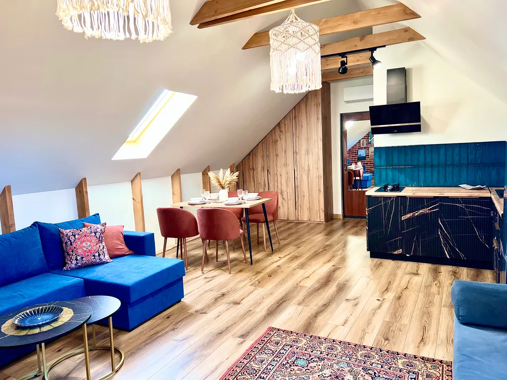 Квартира Дизайнерская двухкомнатная квартира с бассейном в центе Анапы — Анапа