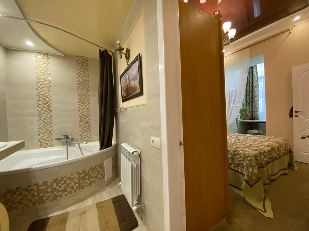 Двухкомнатная квартира возле набережной Ялты