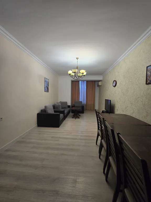 4-комнатная Квартира