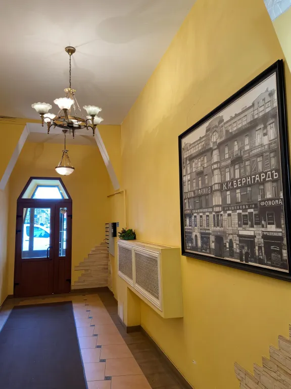 Квартира 4-комнатная Квартира — Санкт-Петербург