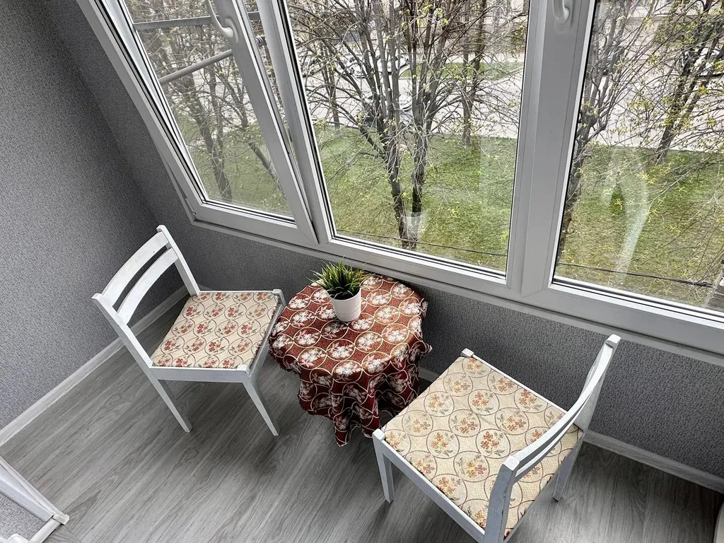 Однокомнатная рядом с Ореховой рощей