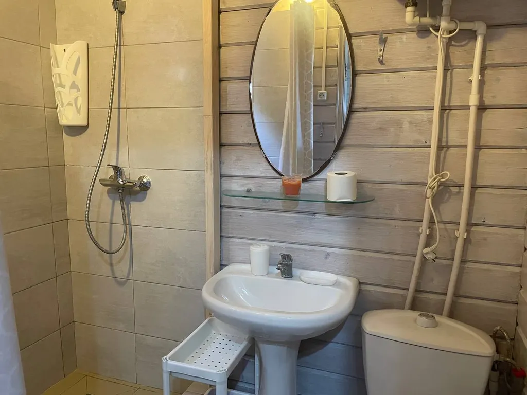 Коттедж Коттедж с террасой у моря — Кучугуры