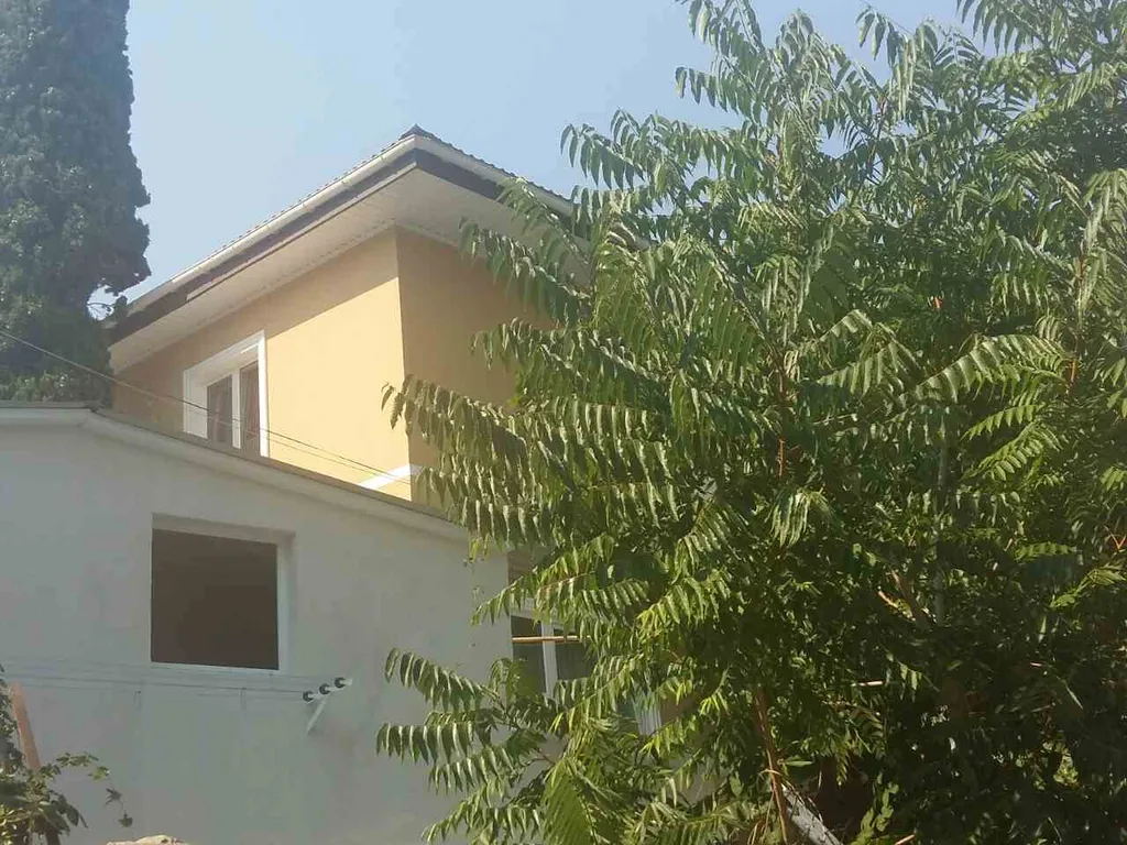 Уютный 2-этажный домик