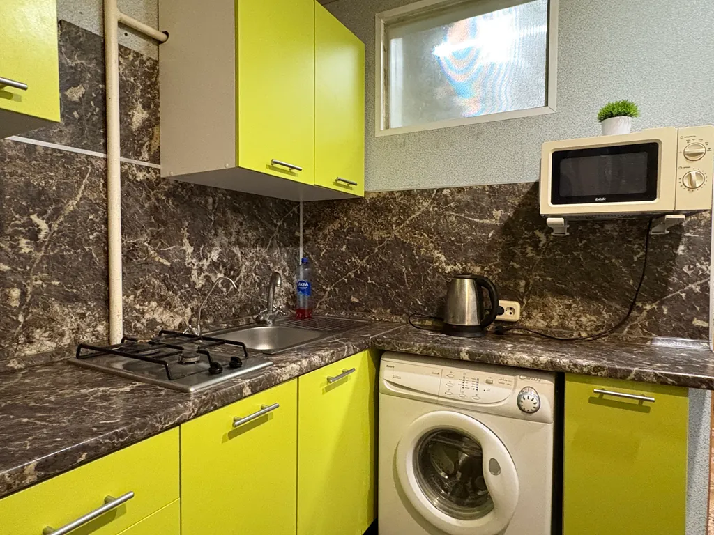 Квартира в Красноармейском районе, клиника зрение