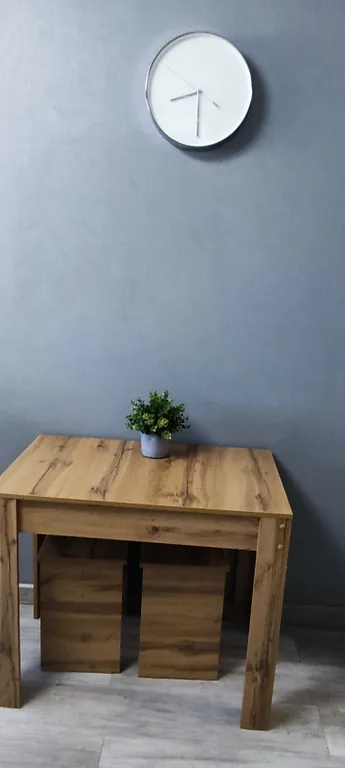 Новейшая, чистая и красивая студия в центре