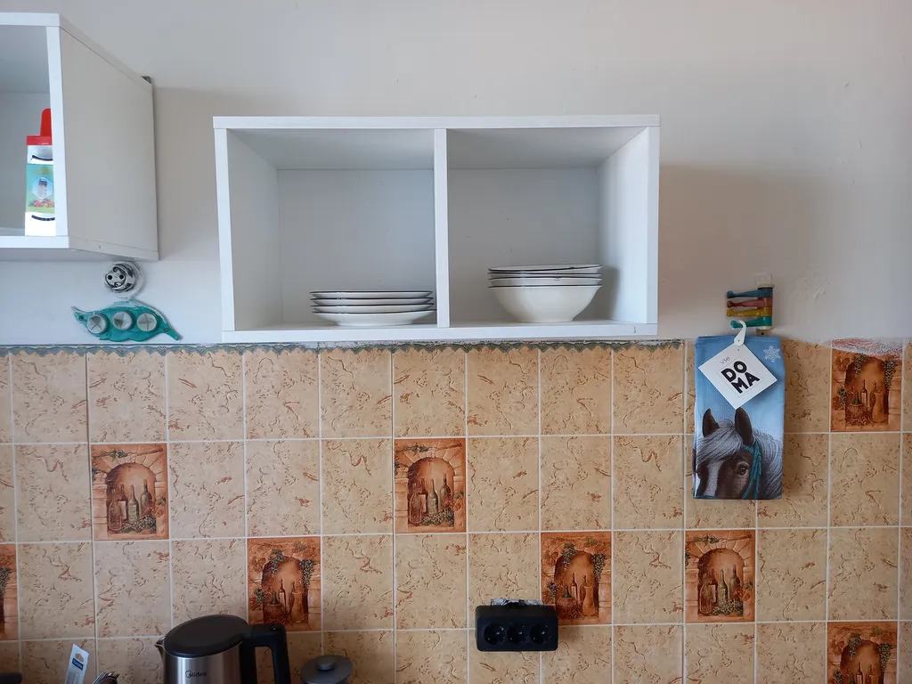 Двухкомнатная в центре, красивый вид на город и море