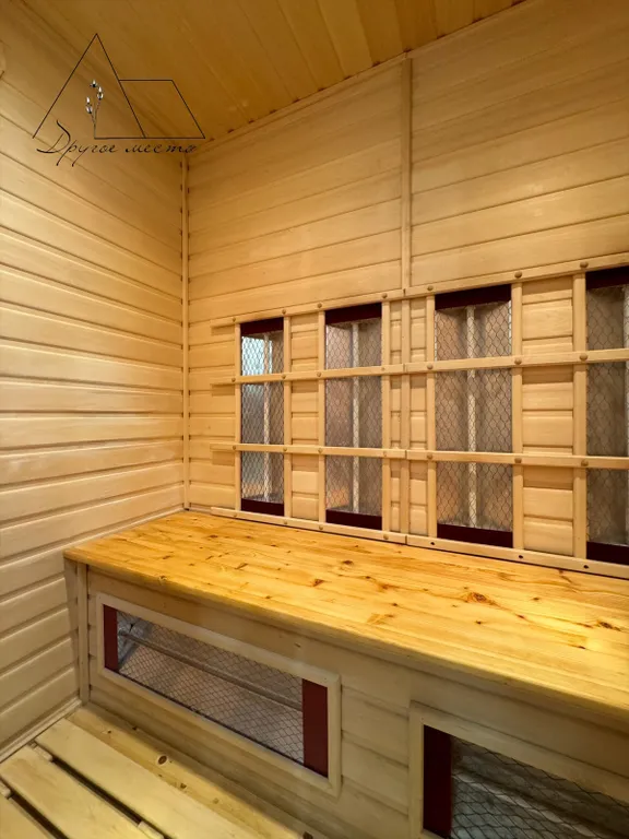 Уютный домик у леса