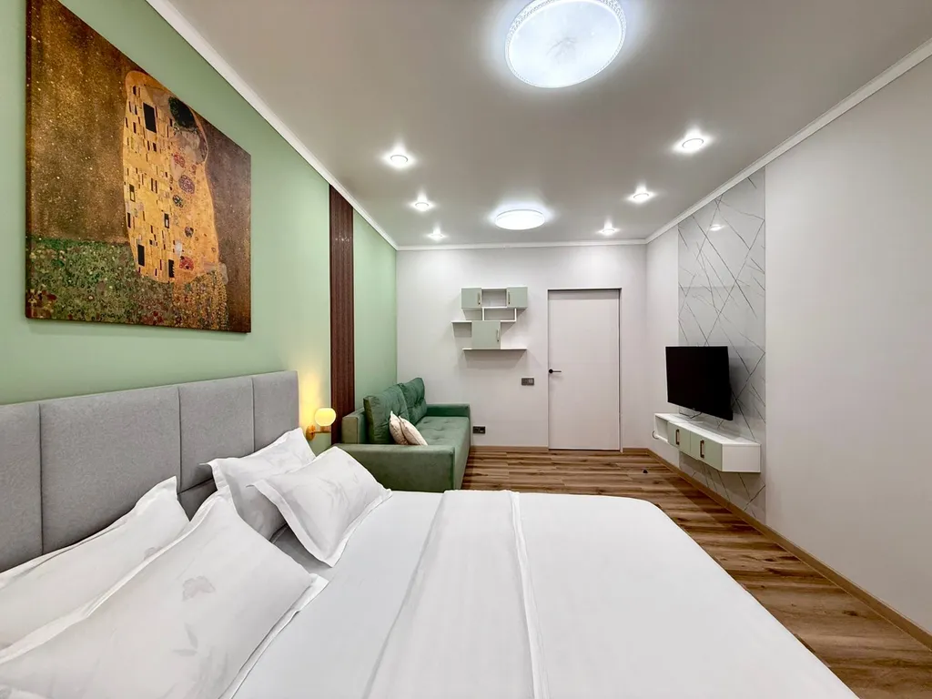 Квартира «Raimbek residence» nice view, centre of city & drinking water as gift — Алматы