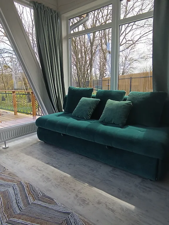 Дом с бассейном