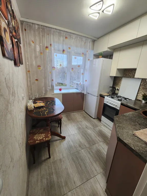 Двухкомнатная квартира в центре с евроремонтом