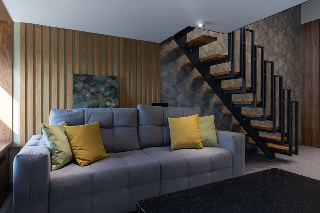 Большой двухуровневый дизайнерский лофт с панорамными видами на Москву