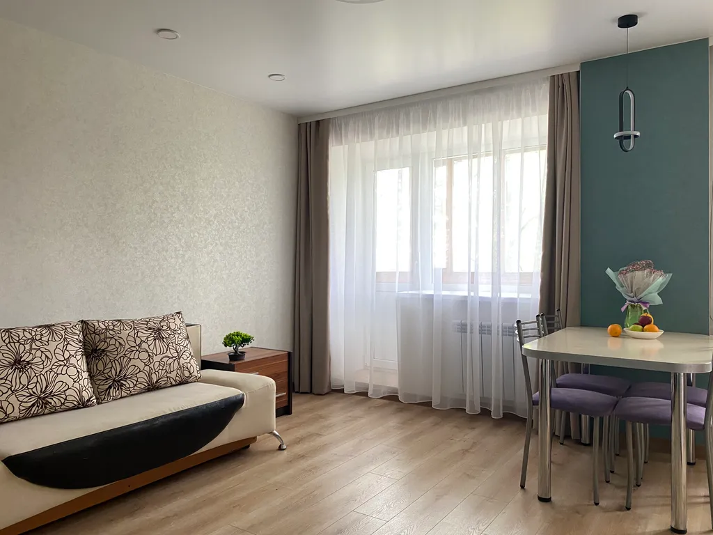 Квартира рядом с Авто и ЖД вокзалом