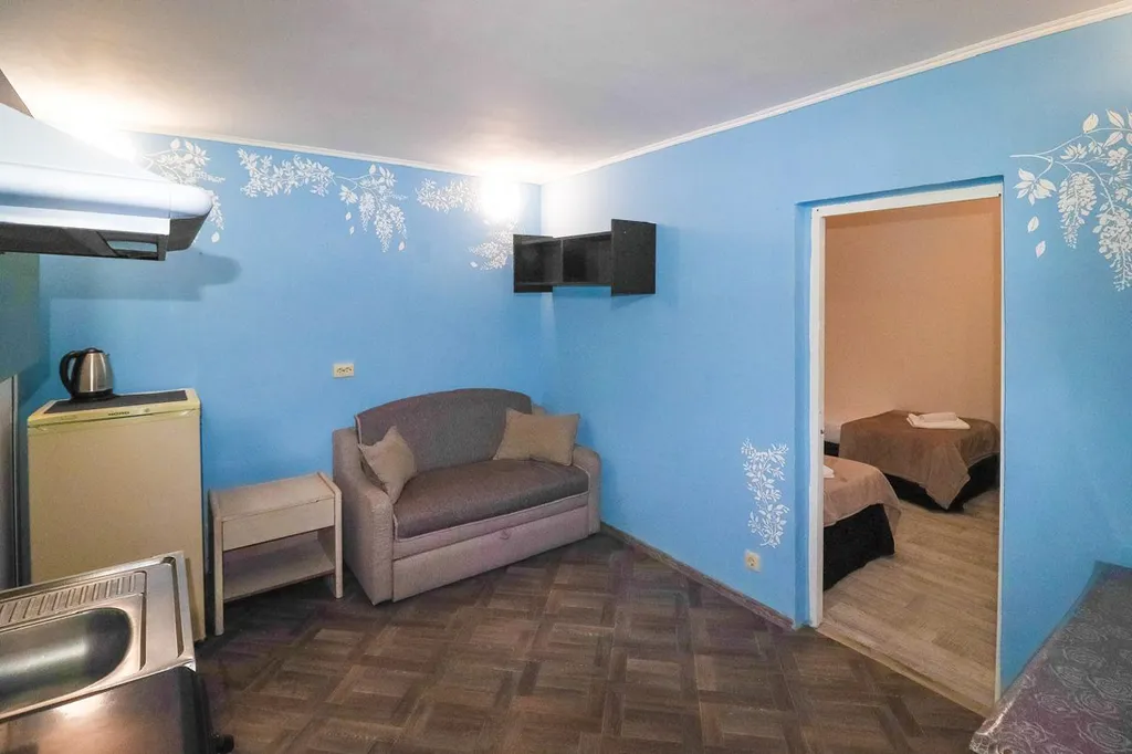 Уютная комната у моря