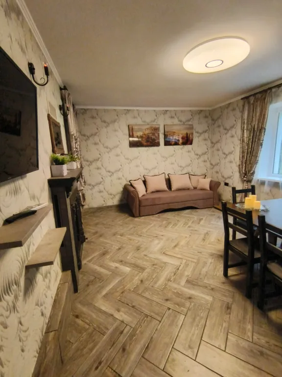 Квартира Трёхкомнатные апартаменты с террасой в немецком особняке — Калининград