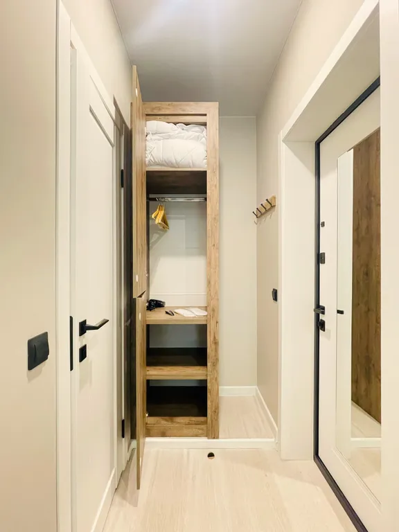 Апартаменты с балконом и видом на сосновый парк рядом с морем