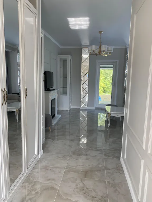 Коттедж Перламутр с сауной и 4 спальнями