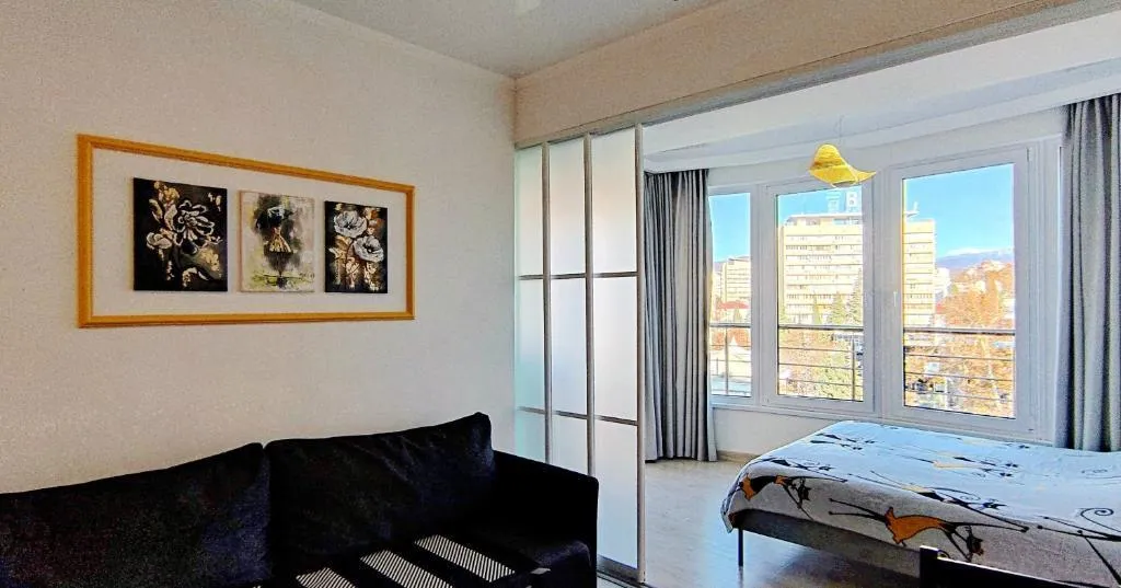 Квартира Апартаменты ЖК Версаль — прямо у Морского вокзала — Сочи