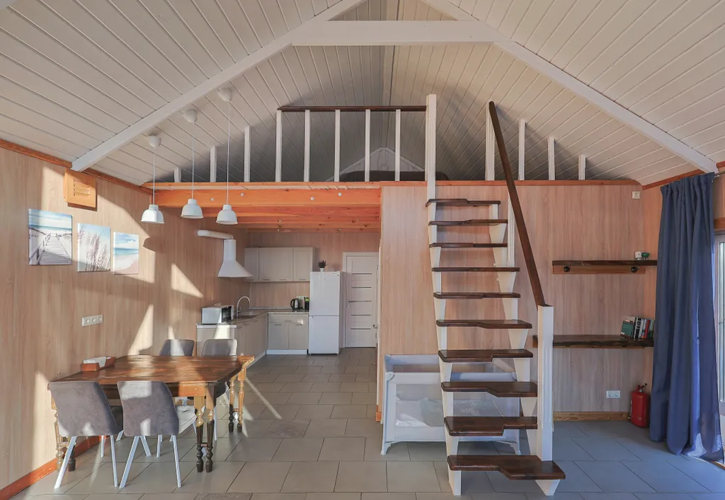 Коттедж Коттедж, современный одноэтажный дом с мансардой — Ногинск