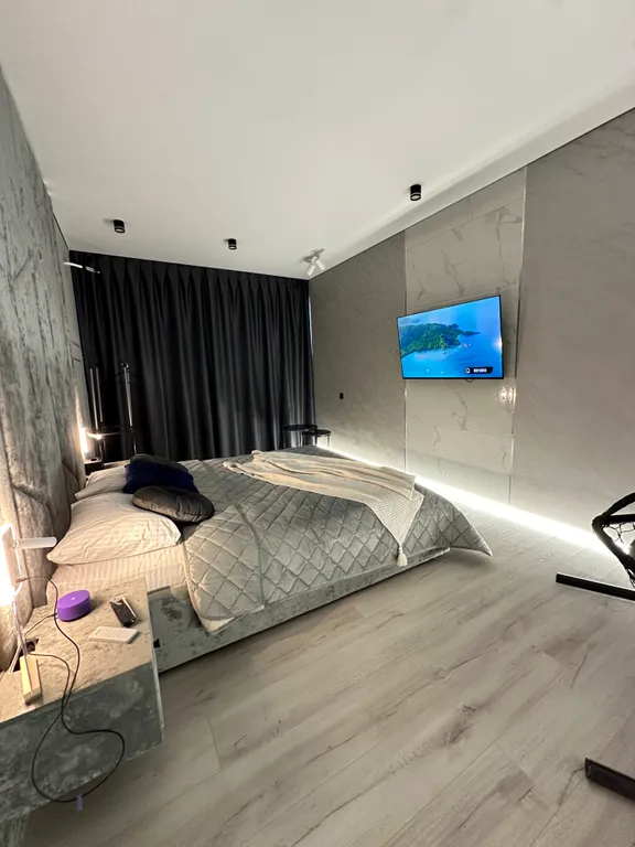 Апартаменты рядом со сквером