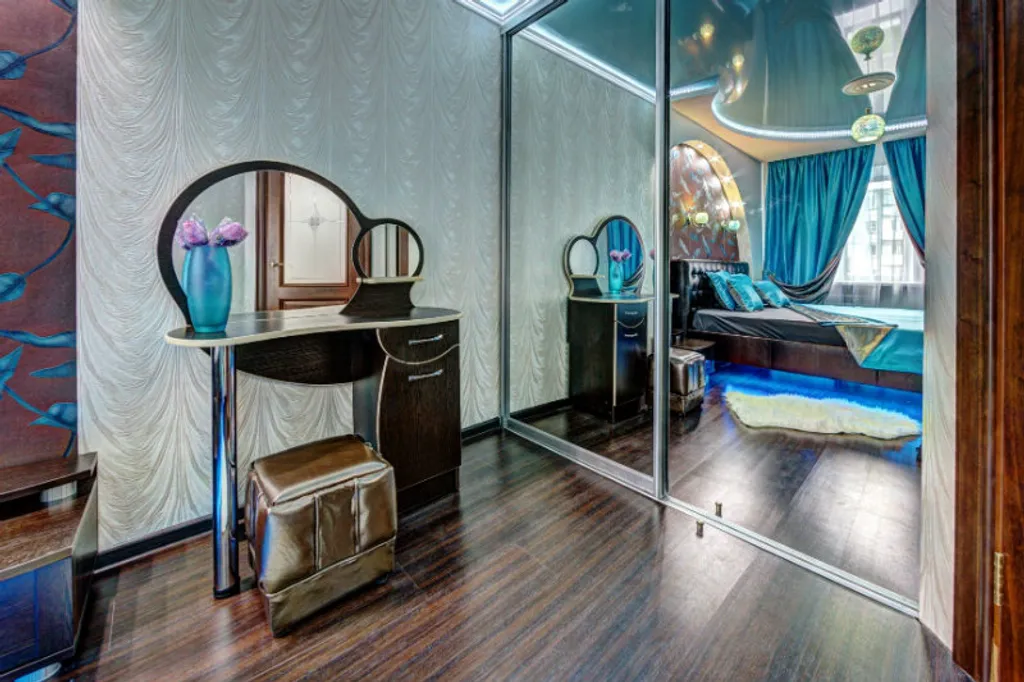 Евро двушка с джакузи в тихом центре