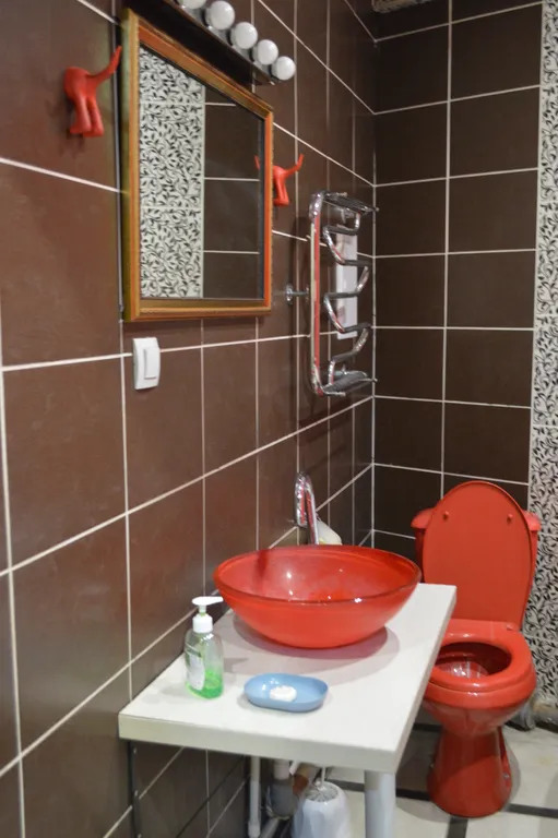 Светлая евродвушка рядом с Оренпарк и Tермоленд