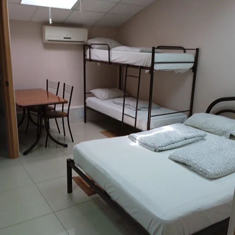 Квартира Уютные 4-х местные номера стандарт все удобства в номерах комильфо — аренда посуточно в Ейск