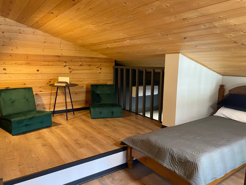 Двухуровневые апартаменты 2