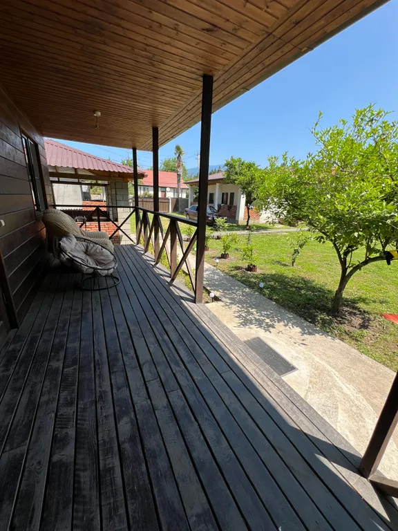 Трёхместный номер  в деревянном домике