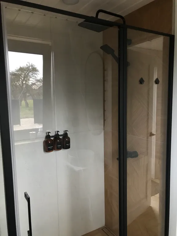 Треугольный домик рядом с Беловежской пущей