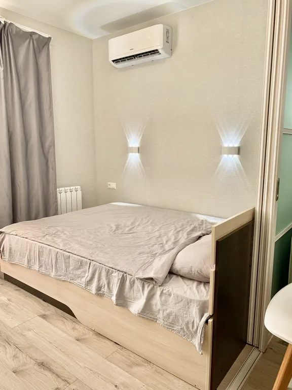 Уютная квартира с новым ремонтом и техникой, 15 минут до моря