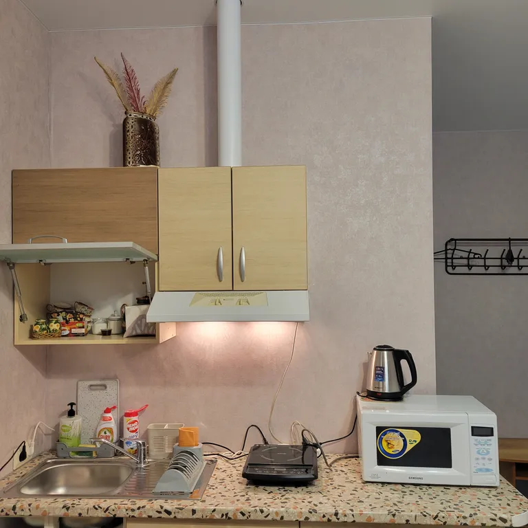 Уютная мини-студия для отдыха и сна в шаговой доступности от аэропорта