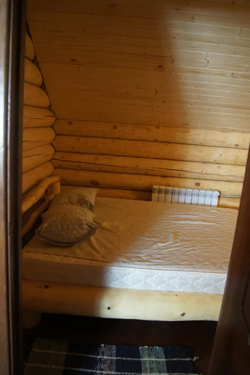 Большой коттедж в сосновом бору на берегу озера